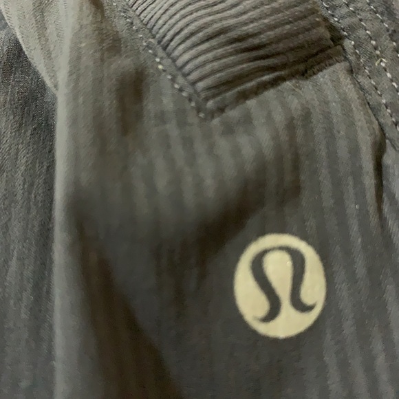 Lululemon Dance studio Pant ||| Lined in Dark Grey - Picture 3 of 4